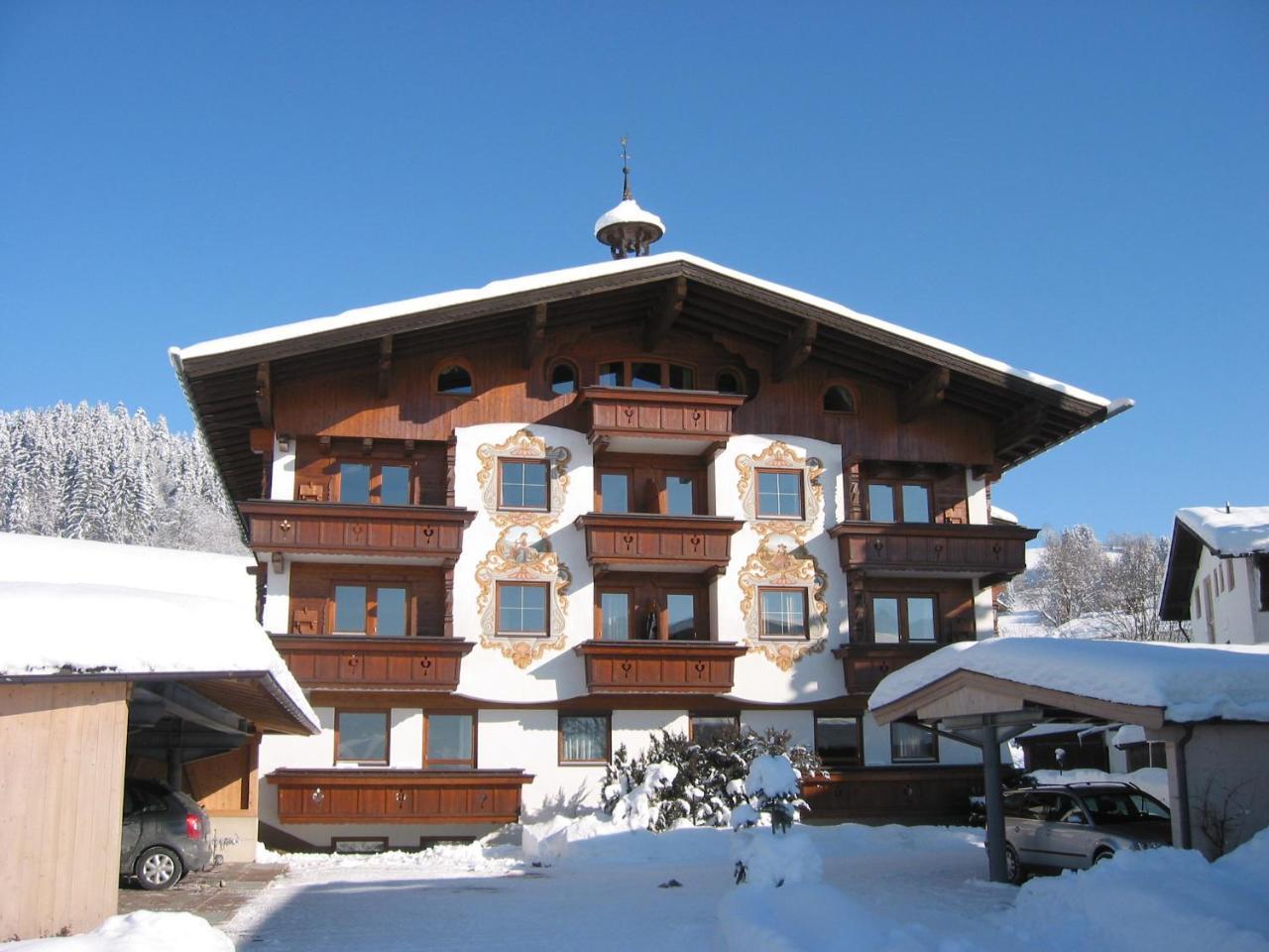 Apartments Tirolerhaus Kössen Esterno foto